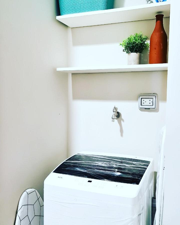 Luxe Bonifacio Global City Taguig Uptown Condo Hotel 1 Bedroom Suite Exterior foto